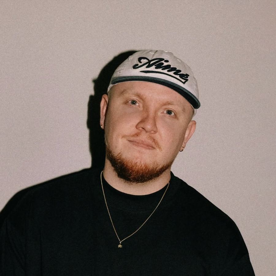 Chris Stussy